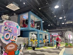 -MINI MARS KIDS CLUB亲子家庭中心(长宁天山店)