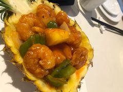 菠萝咕噜虾球-衡山汇·高级粤菜(霄云路店)