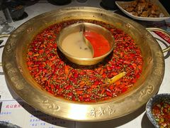 招牌牛蛙-哥老官重庆美蛙鱼头(西湖银泰十一哥店)