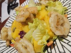烤虾芒果沙拉-澳骄 Aussie Kitchen·手工披萨·西餐(国大店)