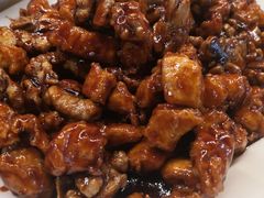酱爆桃仁鸡丁-陈傻子餐厅(世纪都会店)