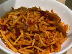 鱼香肉丝-吕氏疙瘩汤·海鲜新鲁菜(凯德mall新都心店)