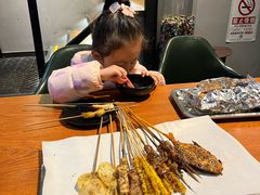 -京狮炙燥·精酿烧烤(首经贸店)