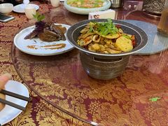 -万重锦·人文川菜馆(骡马市店)