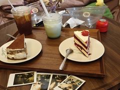 -有猫主题·治愈系猫咖(曾厝垵店)