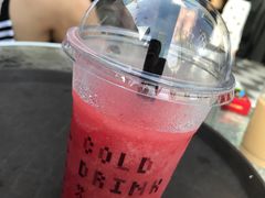西瓜冰冰乐-HALO COFFEE(华贸店)