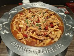 鸡爪煲-胖哥俩肉蟹煲(湖滨银泰in77店)