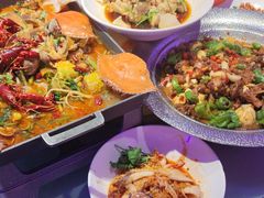 -巴特餐饮6加1音乐餐吧·新疆菜