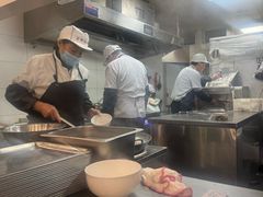 -老西白点心店