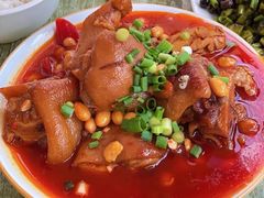 黄豆烧猪蹄-和顺饭店正宗连山回锅肉(水碾河南街店)