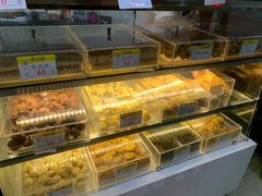 面包甜点陈列柜-老大昌(淮海中路店)
