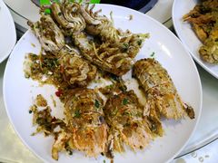 -量贩海鲜餐厅