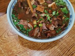 卤煮火烧-门框胡同百年卤煮(新街口店)