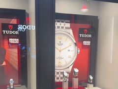 -亨吉利世界名表中心(群光店)