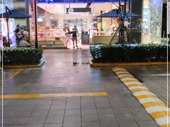 -巴黎贝甜(大宁国际商业广场店)