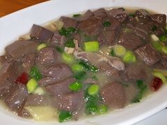 -侬佳蒸菜馆(听潮店)