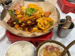 -魔都三兄弟酸辣粉·蘸卤炸串(虹桥万科店)