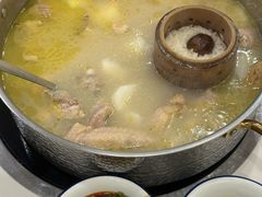 -朴小妹人参鸡汤火锅(长白山万达店)