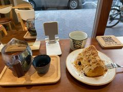 -C.Y Cafe