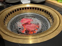 -山川小町·极番烧肉(新地假日广场店)