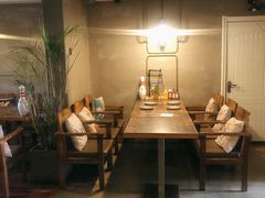 -HIGH FIVE哈福手工汉堡(桂林路店)