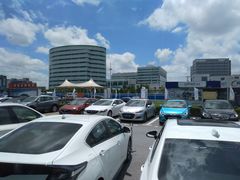 -永达国际汽车广场-停车场