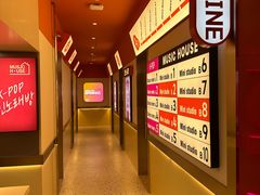 -范特西FANTASY量贩式KTV(民主广场店)