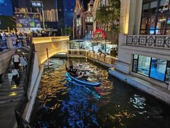 -LENBACH兰巴赫西餐啤酒坊(大连东港店)