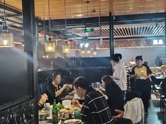 -遇上西雅图多融合海鲜自助餐厅(中房金谊广场店)