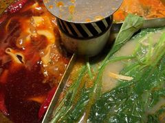 -晓宇重庆火锅(西安荟聚店)