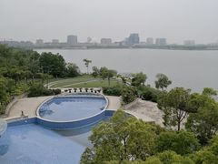 -上海滴水湖皇冠假日酒店