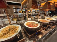 -黑金·寻焰自助百汇·烤肉·火锅(中街店)