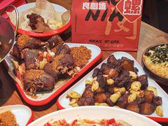 -老闵田螺馆·南昌市井菜·特色小吃(总店)