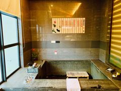 -张家港金凤凰度假村温泉