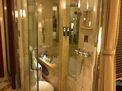 -芜湖白金汉爵大酒店