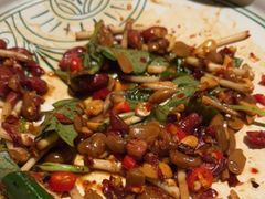 -云海肴·汽锅鸡·云南菜(天山百盛优客店)