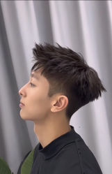 -绅仕門男士理发馆