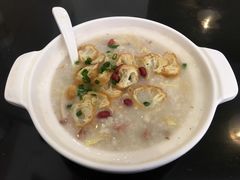 荔湾艇仔粥-卓粤拉肠(红庙店)