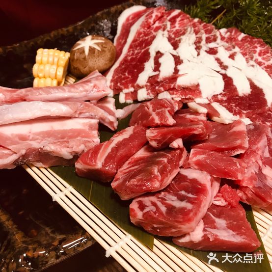 牛之岛韩国炭烤金泰街店