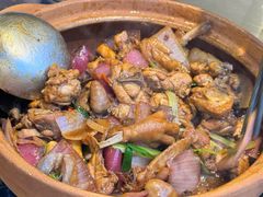 -胡须佬鸡煲四季火锅店(石厦西村直营店)