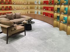 -华致酒行(沈砖公路店)