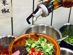 -黔有有贵州酸汤夺夺粉火锅(五味十字店)