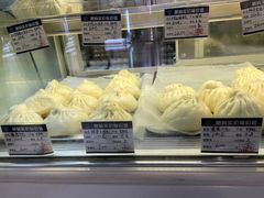 -白玉兰食品甜凤店(合生汇店)
