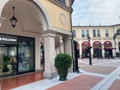 -佛罗伦萨小镇广佛名品奥特莱斯(疏港路店)