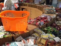 -来伊份(龙之梦长宁店)