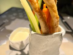 -穹六人间 people 6(岳阳路店)