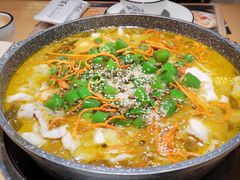 -山城外·非遗酸菜鱼(财富中心店)