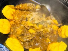 -靠山屯东北铁锅炖(东北菜，古美西路店)