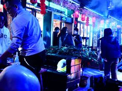 -喜鹊音乐酒馆(西街店)