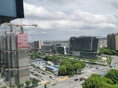 -上海虹桥西郊假日酒店